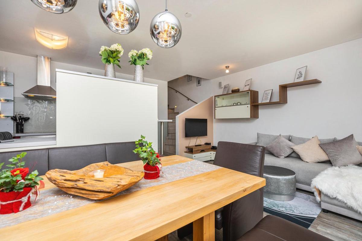 Enjoy One Apartment Алтенмаркт им Понгау Екстериор снимка